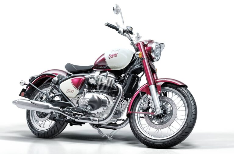 classic650classicrightfrontthreequarter